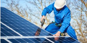 Installation Maintenance Panneaux Solaires Photovoltaïques à Montrejeau
